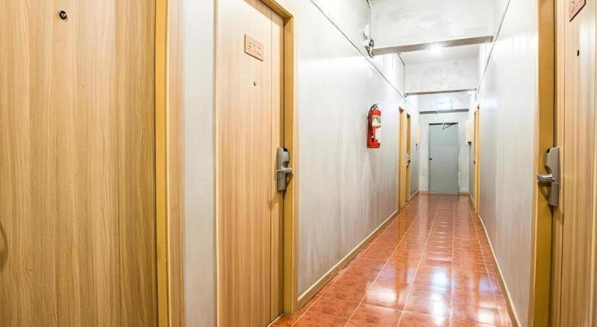 B2 Chiang Rai Night Bazaar Boutique & Budget Hotel Екстериор снимка